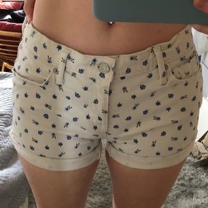 Gap girlfriend shorts